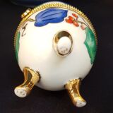 Porcelain egg