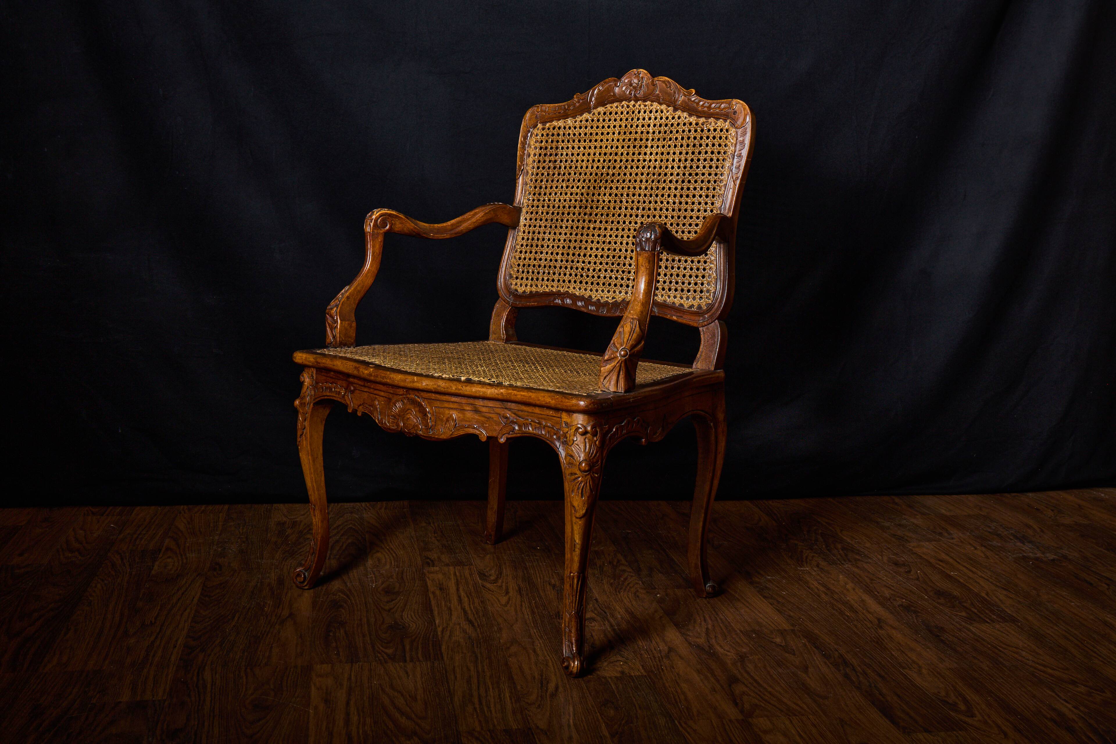 🪑 Pair of Louis XV caned armchairs in carved solid wood