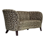 Canapé danois courbé 2 places des années 1960, velours d'ameublement vert, bois de hêtre.