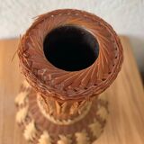 Vase braided natural fibers