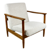 GFM-142 armchair, design by Edmund Homa from the 70s, white ivory boucle - 2 pieces available