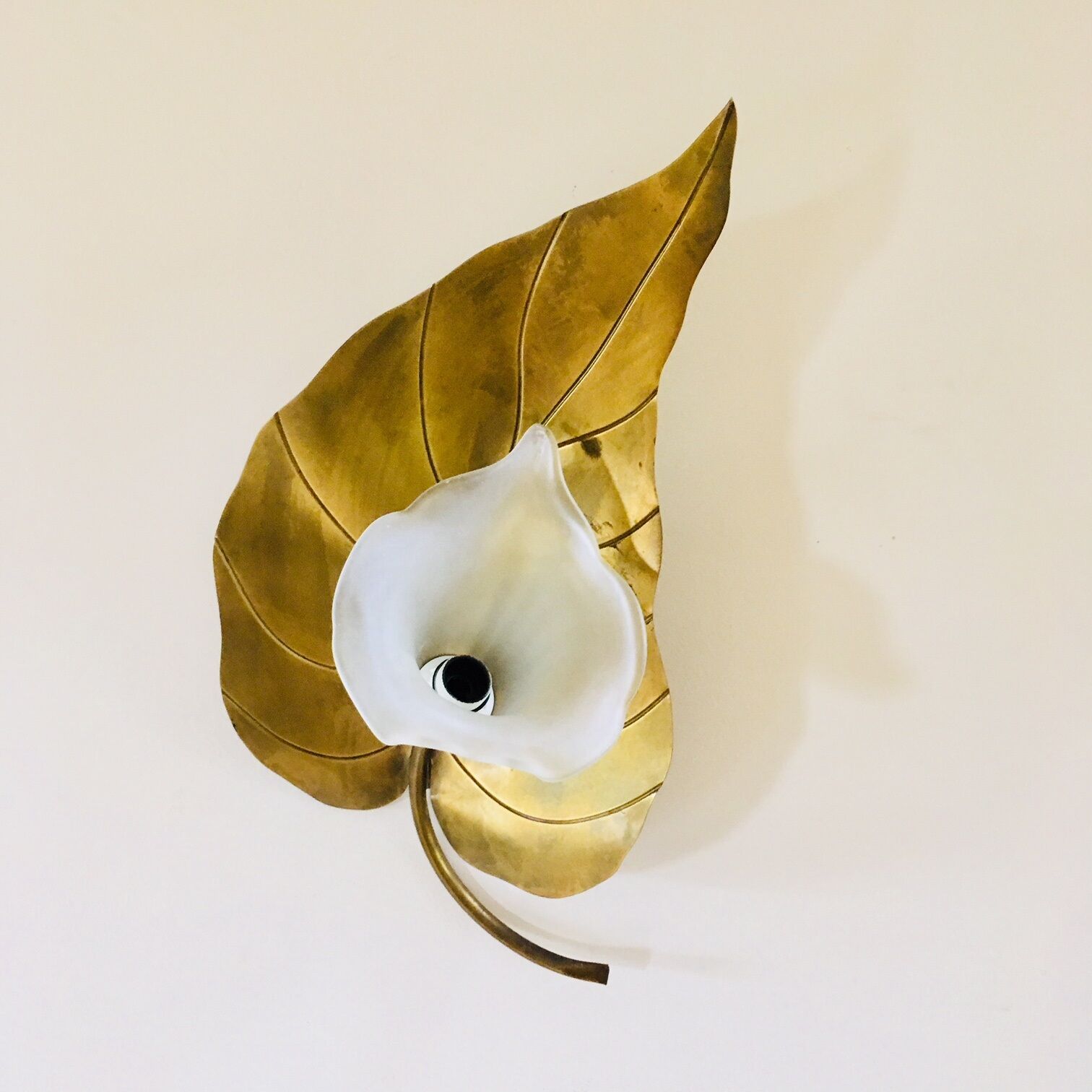 Two wall lamps golden foliage