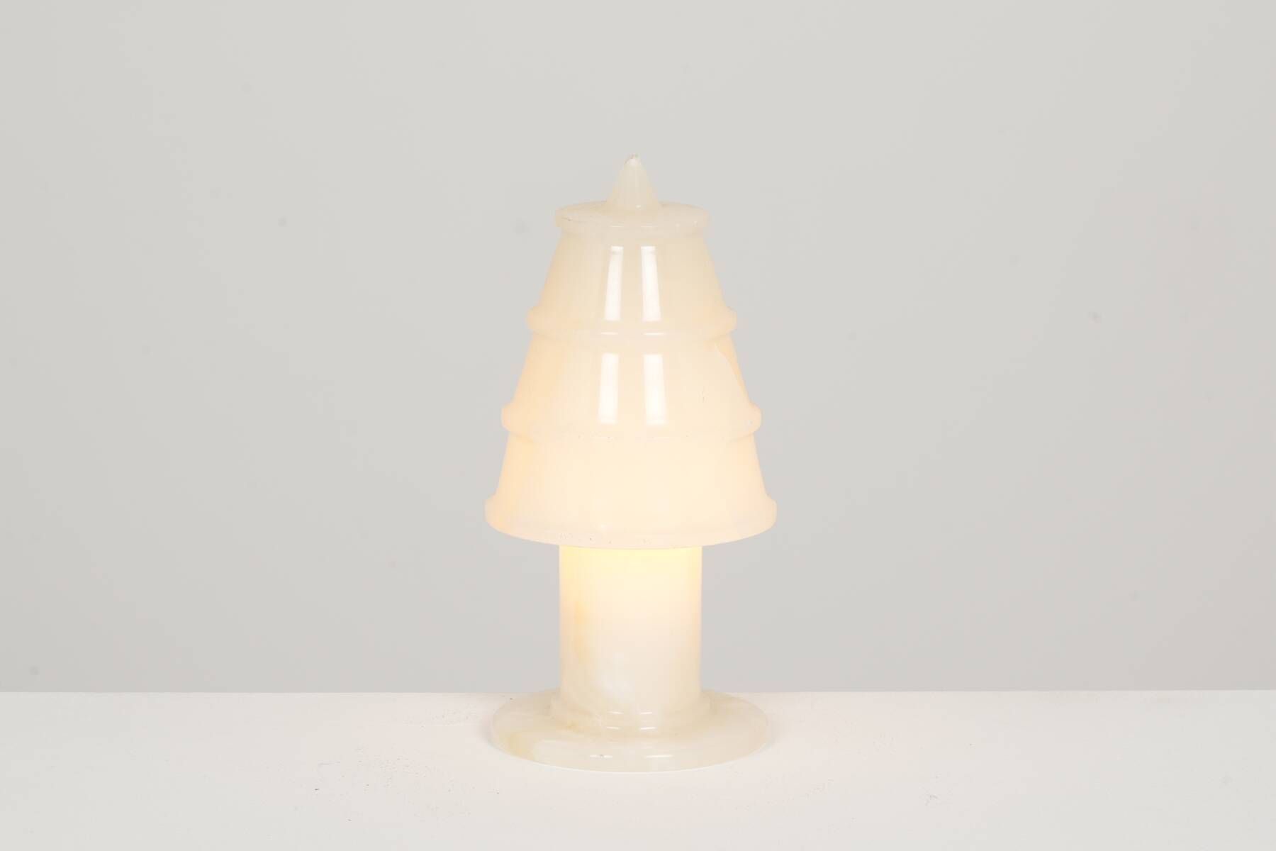 Small modernist night light in onyx circa 1950