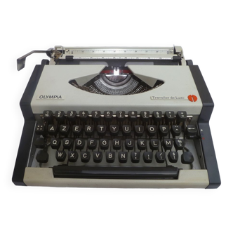 Luxury Olympia Traveler typewriter
