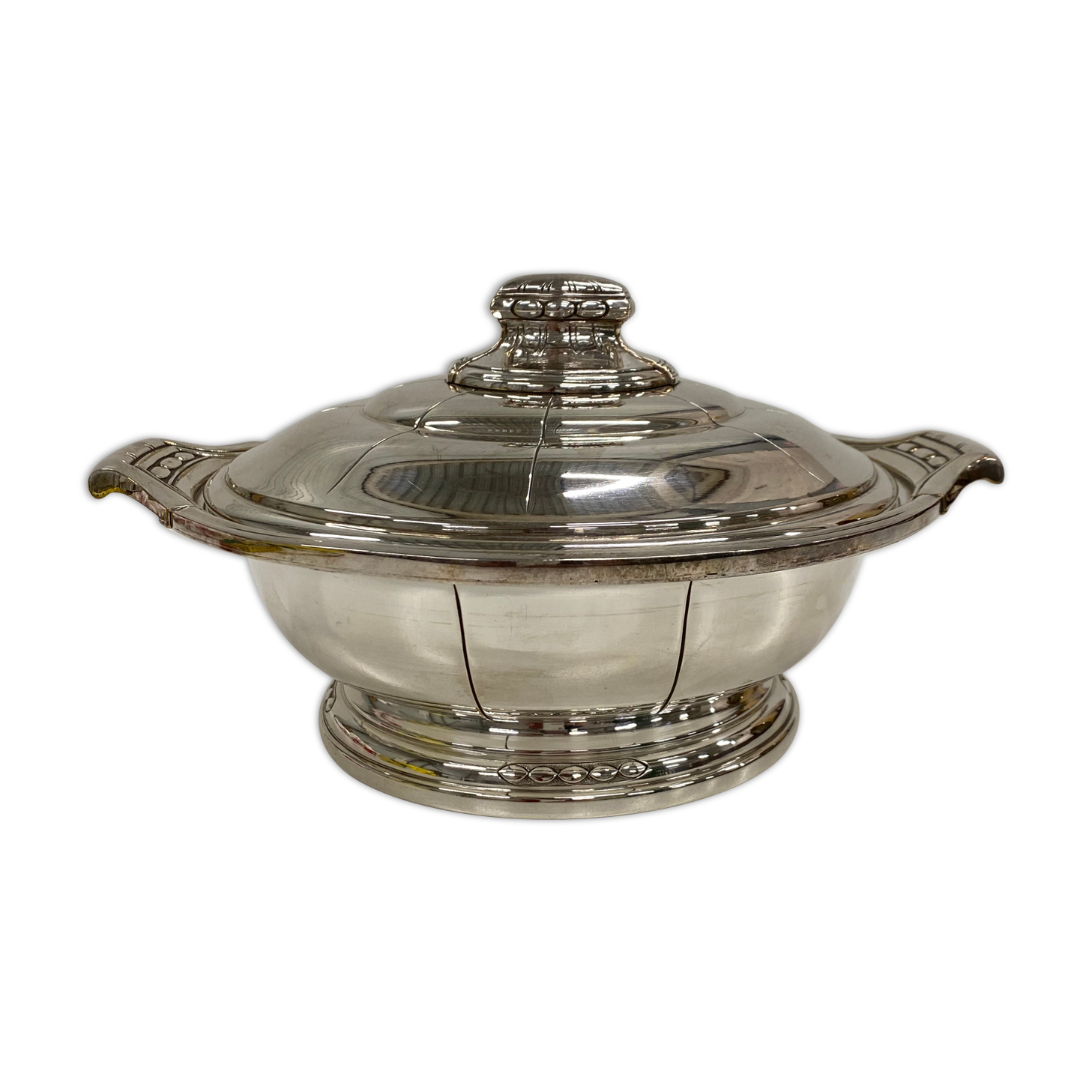 Silver metal vegetable