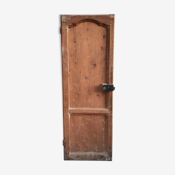 Old fir door, period xviii s