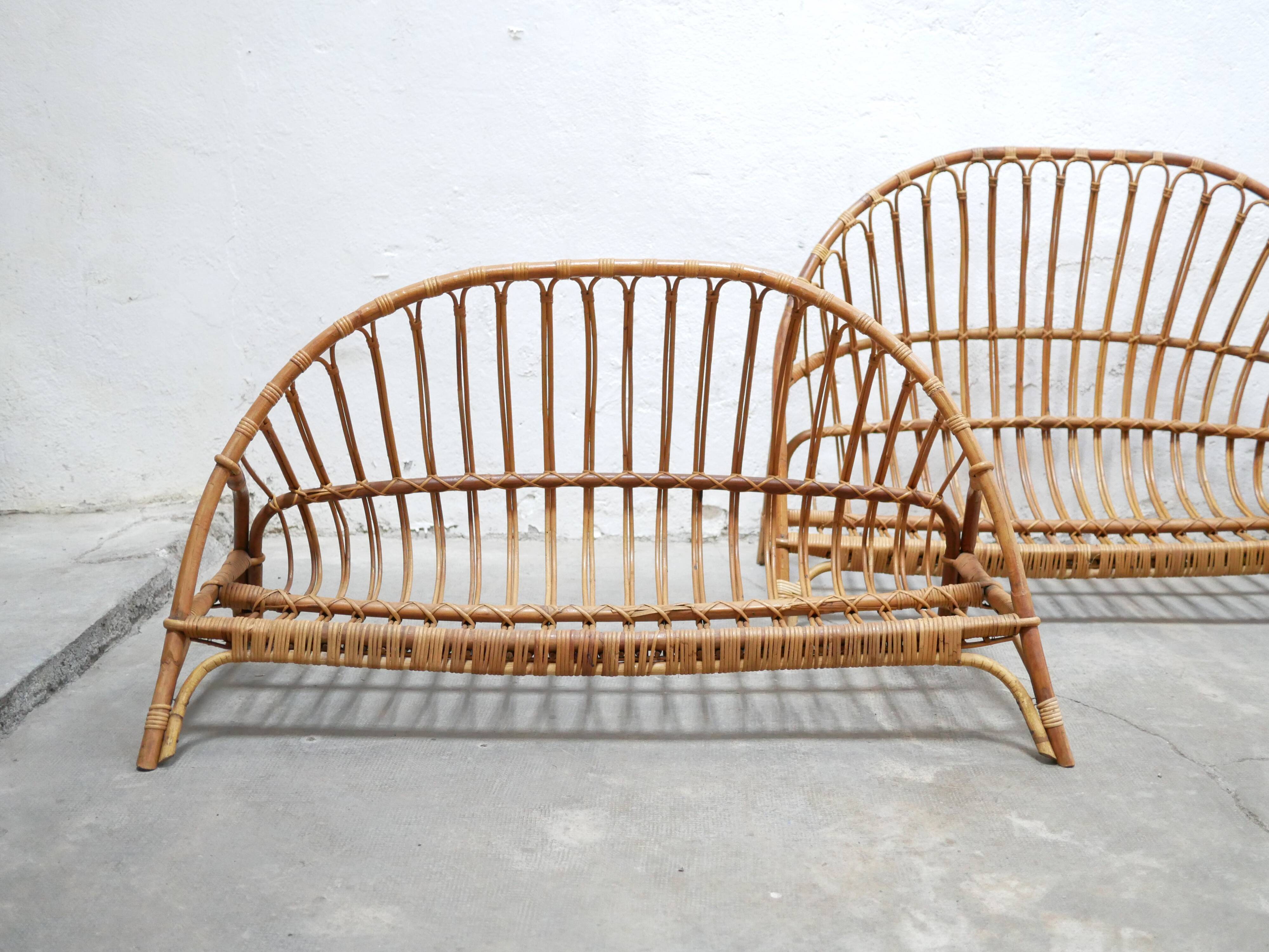Vintage rattan basket bed 120cm x 190cm