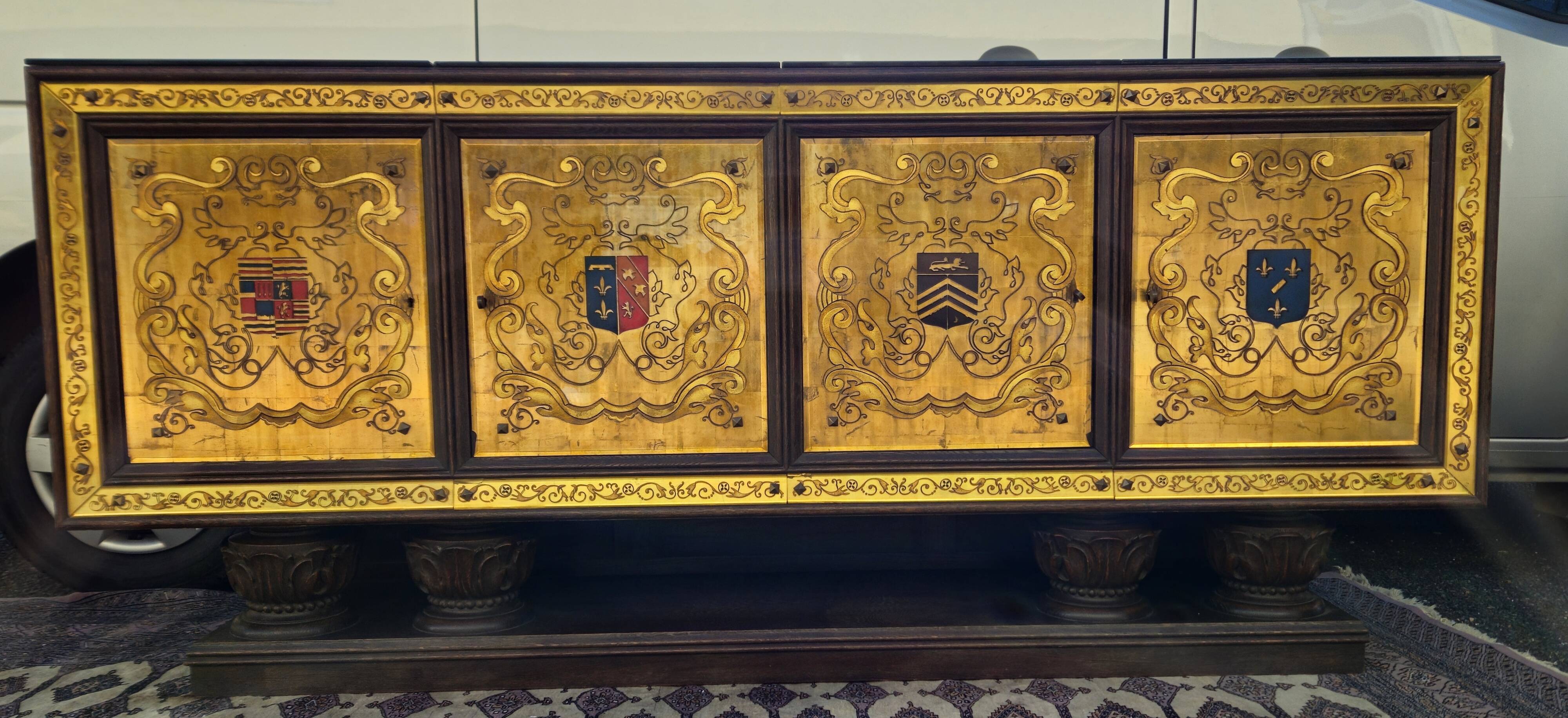 Important buffet / enfilade Art Deco period in polychrome engraved glass.