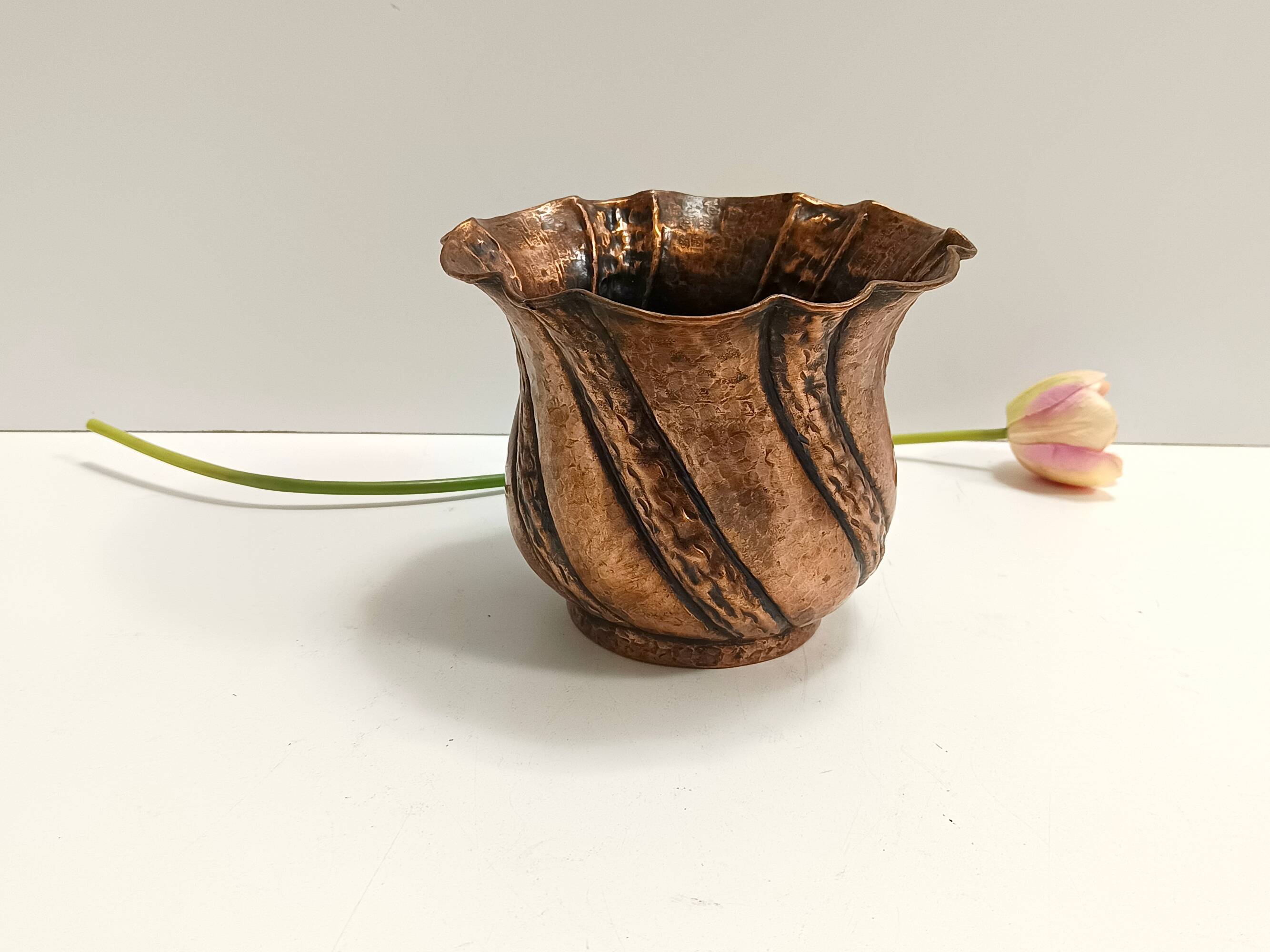 Round Embossed Copper Cachepot / Vase attr. to Egidio Casagrande, Italy