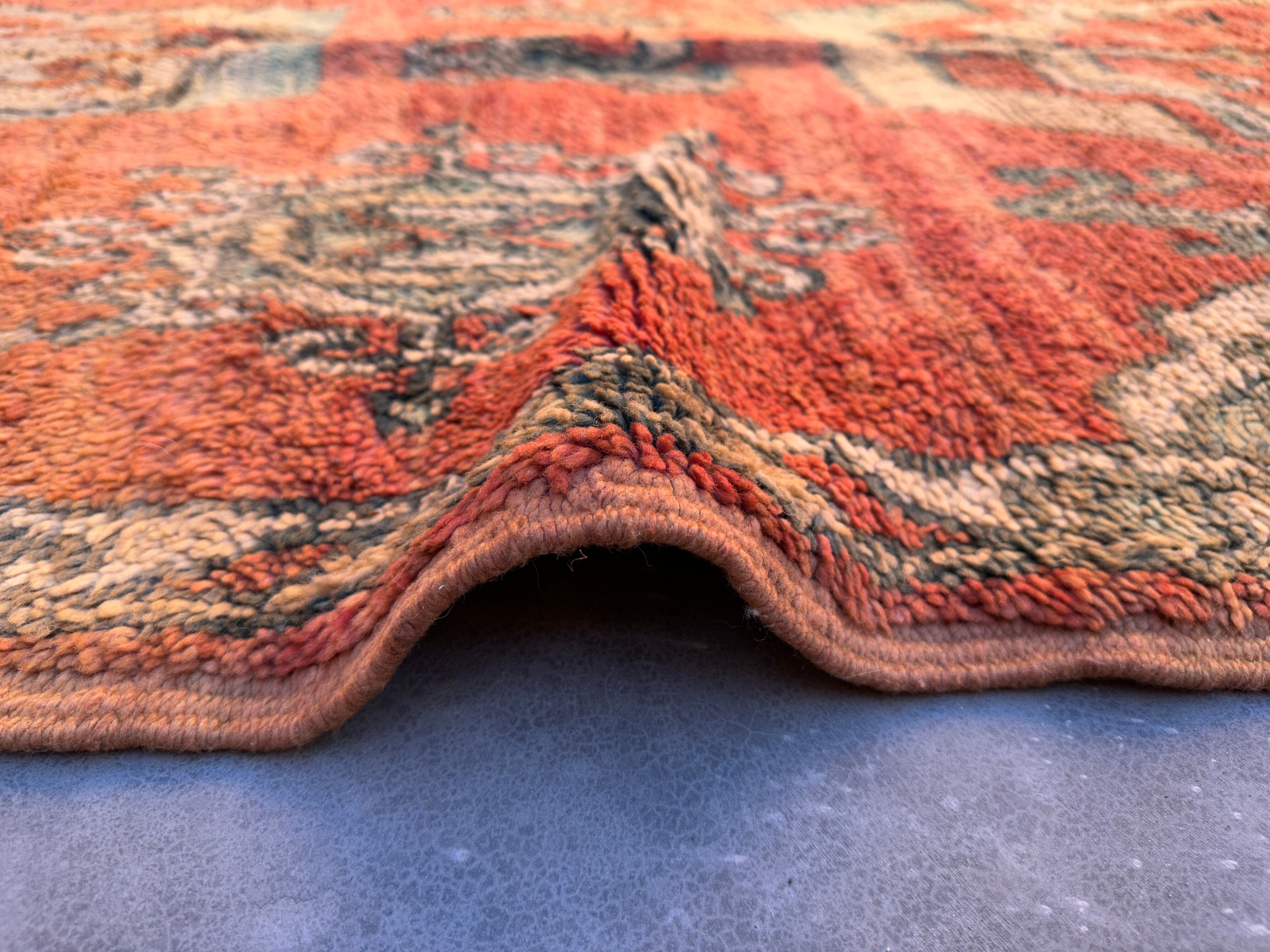 Moroccan carpet 126x254cm