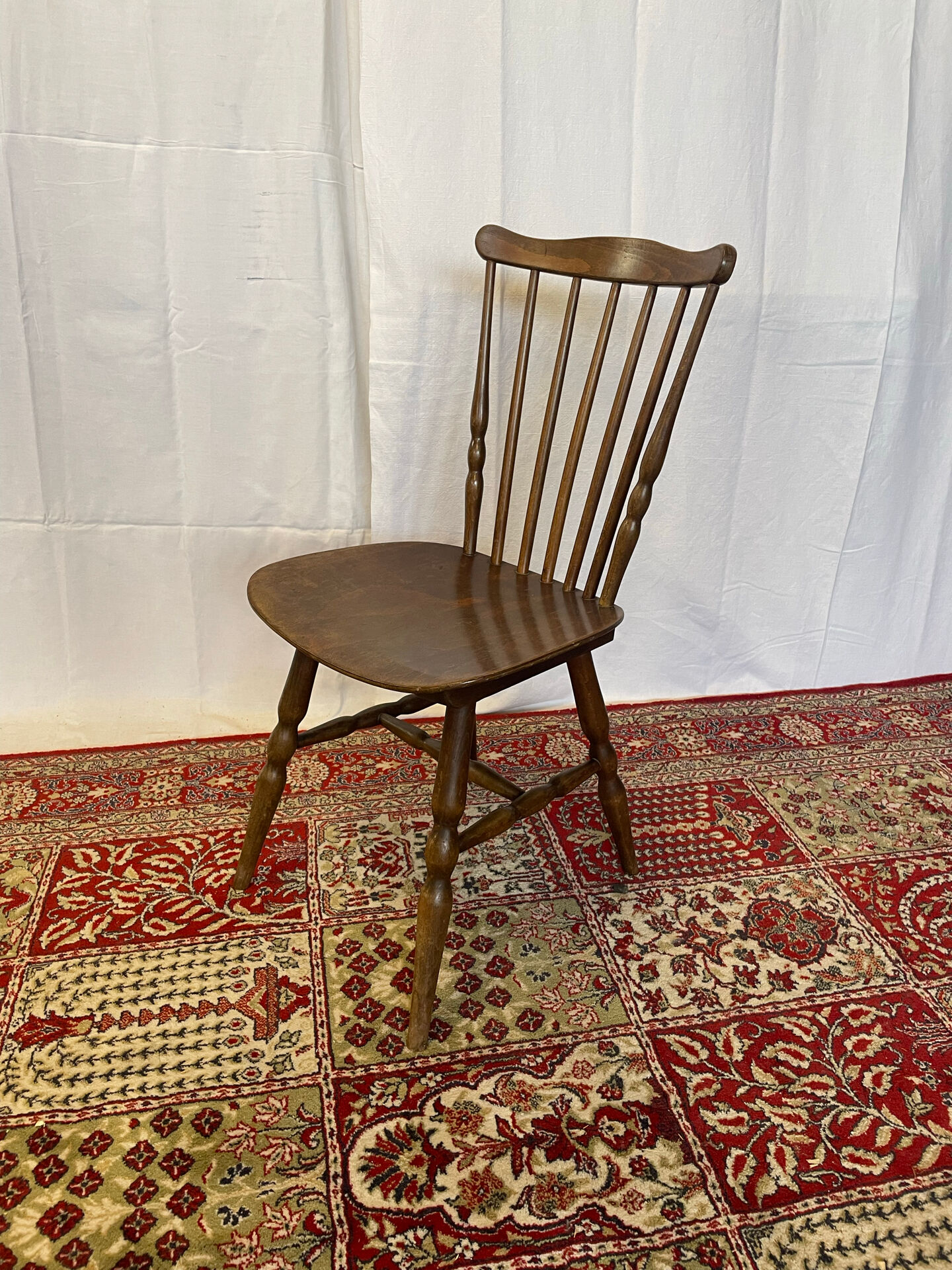 Chaise vintage Baumann modèle Tacoma en bois