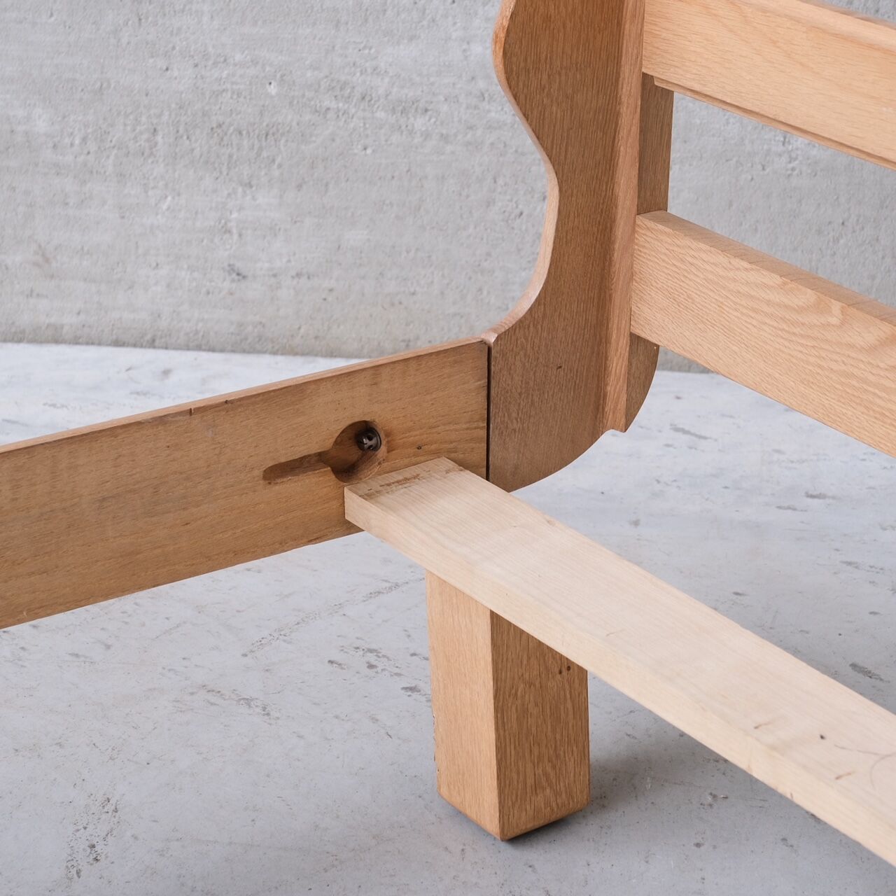 Guillerme et Chambron oak french day bed