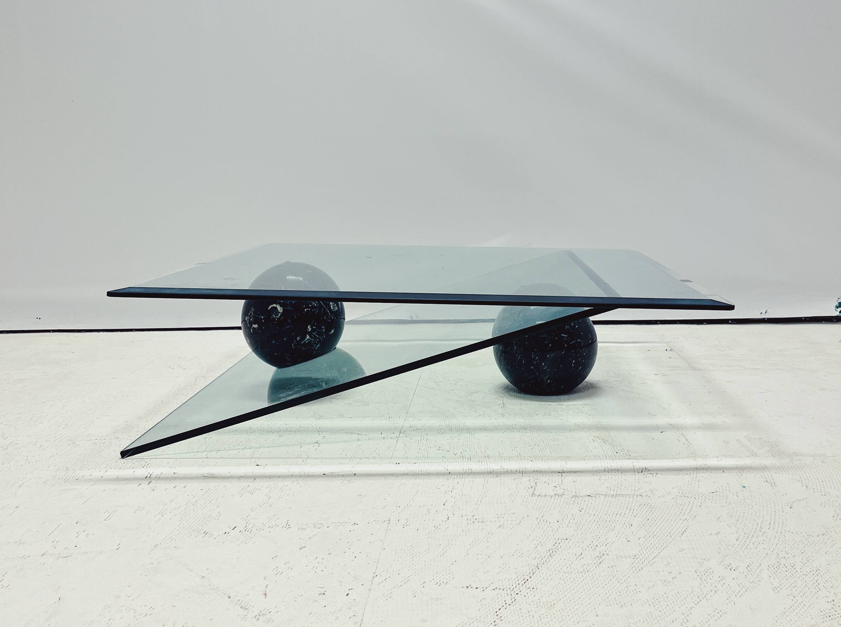 Sculptural coffee table by Maurice Barilone for Roche Bobois