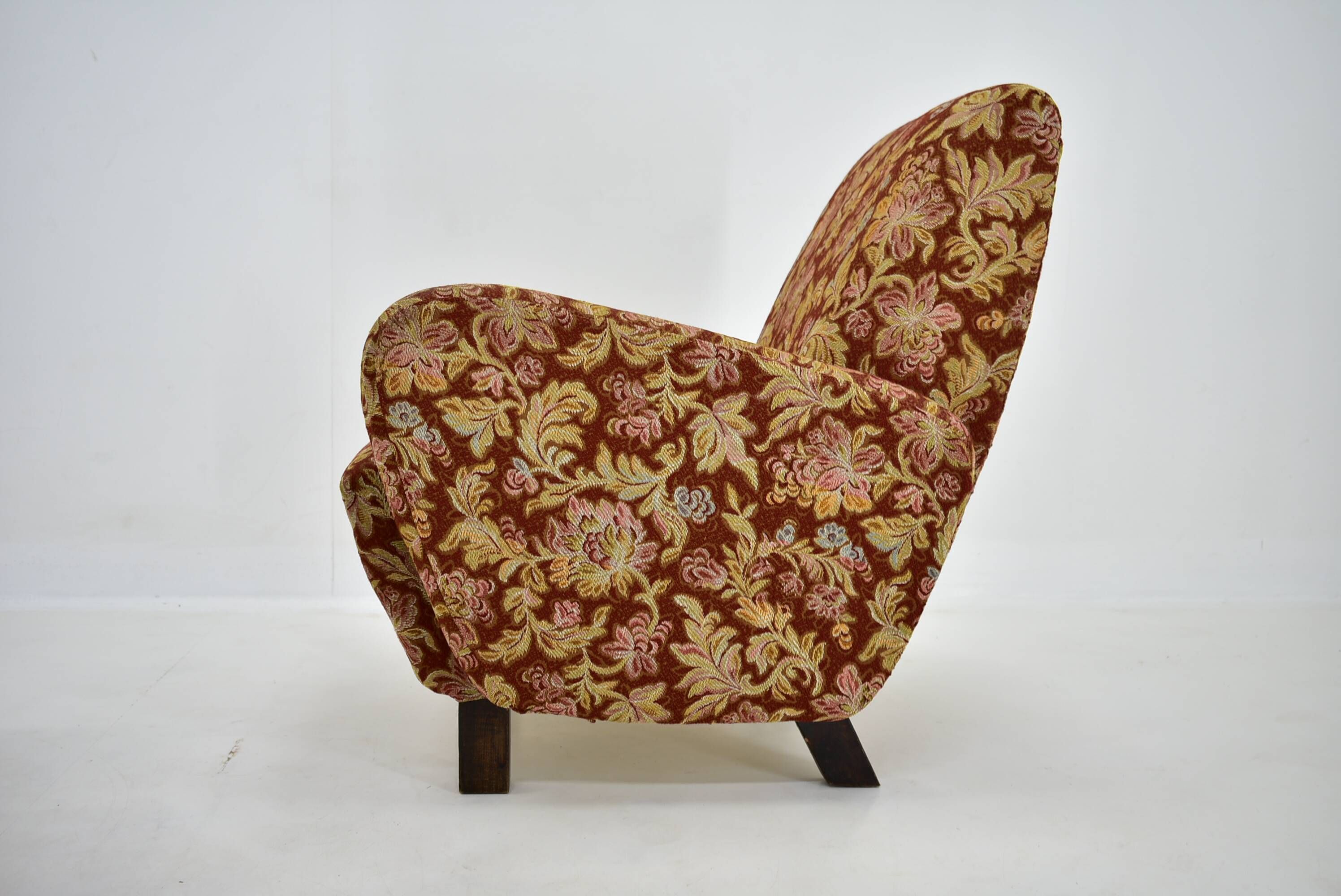 Set of Two Art Deco Armchairs H-283 by Jindřich Halabala, 1930s