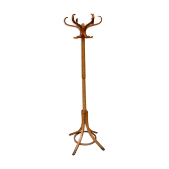 Baumann coatrack