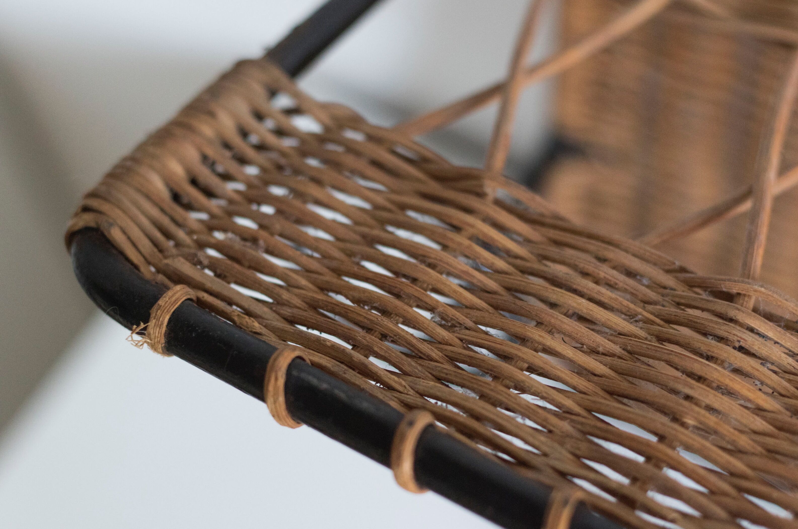 Coat rack 4 hooks in vintage rattan