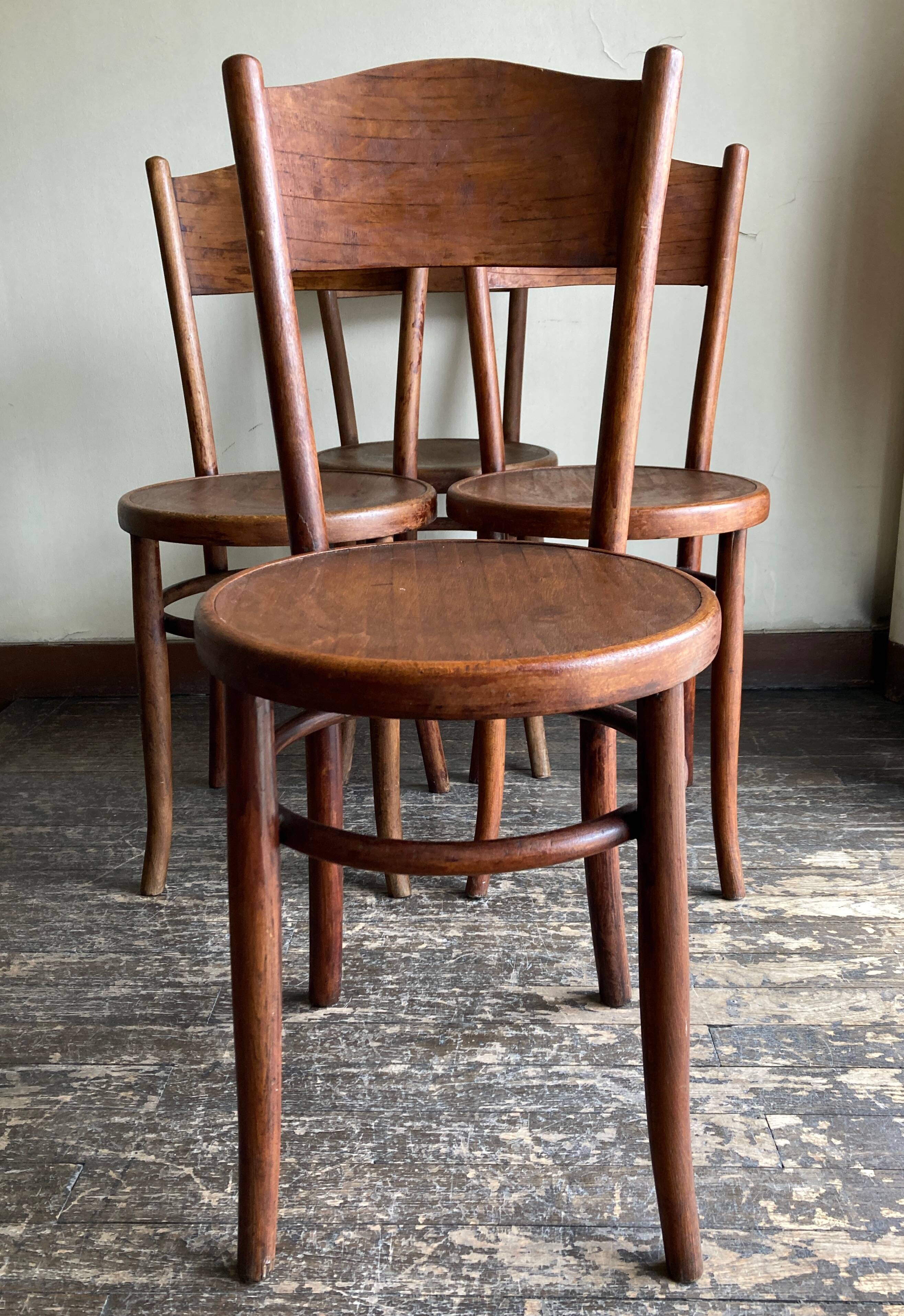 Set of 4 Fischel bistro chairs in bent wood gendarme hat 1920