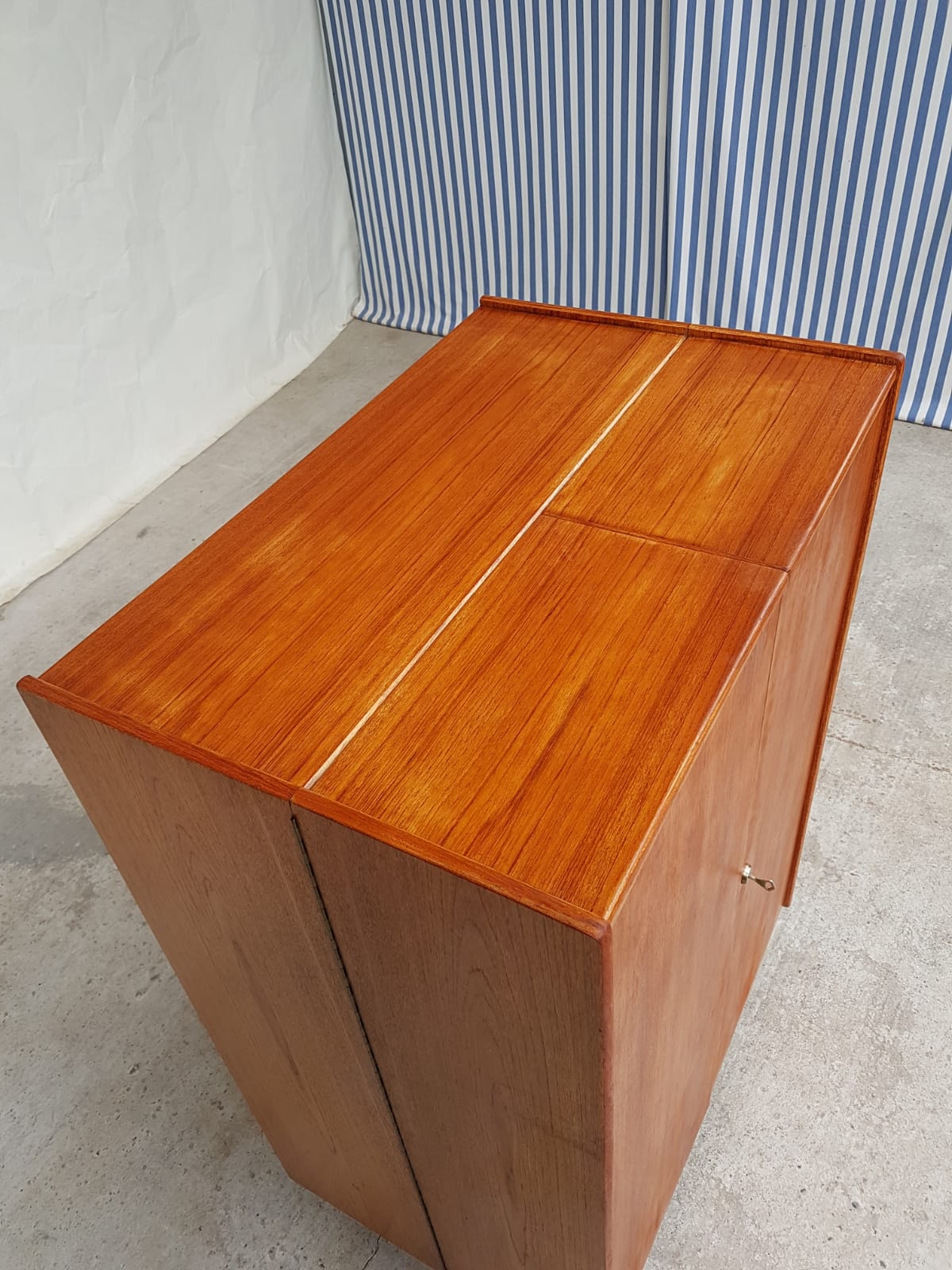 Mid century Norwegian desk-in-a-box by Pfeiffer