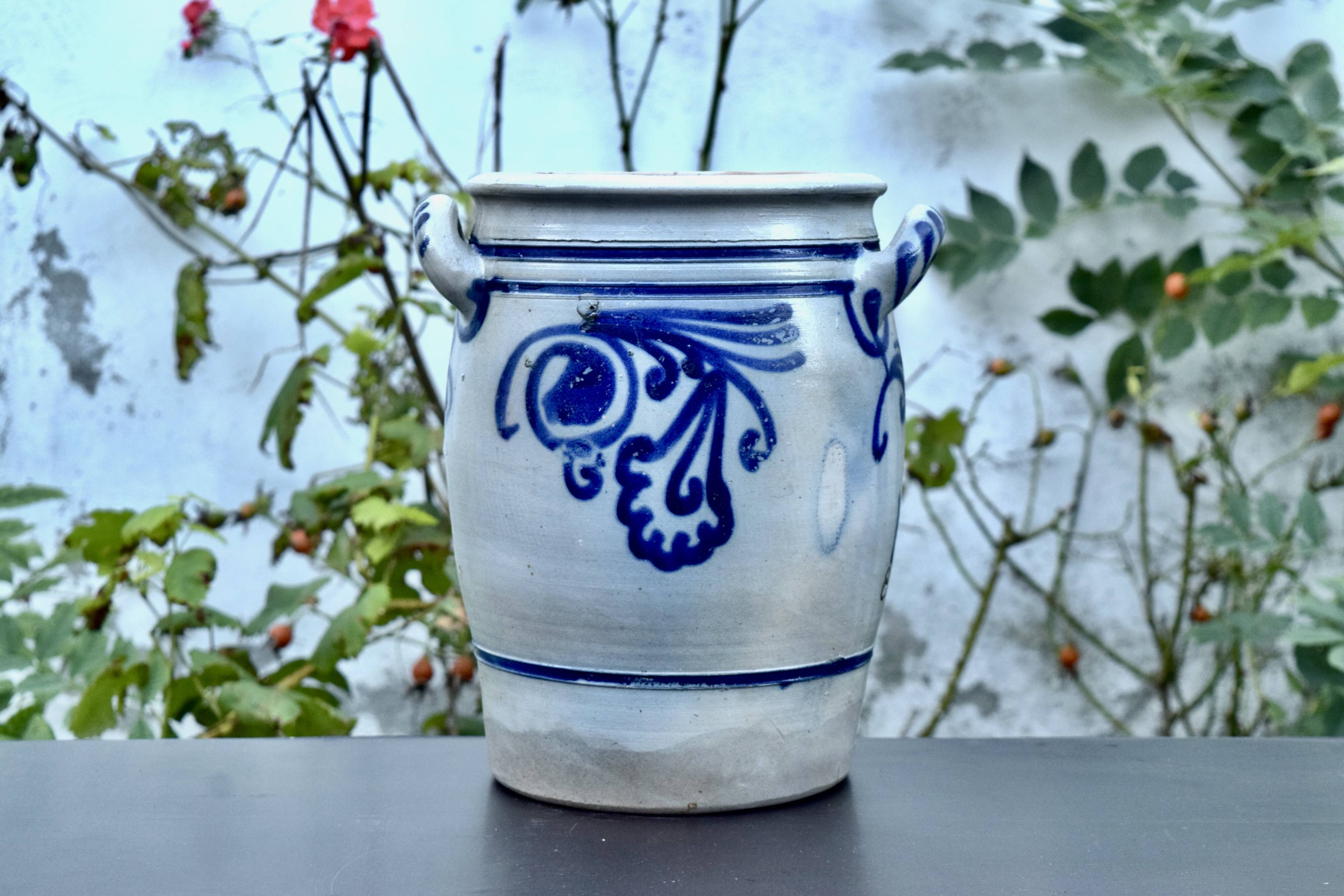 Old Alsatian sandstone jar - 26 cm