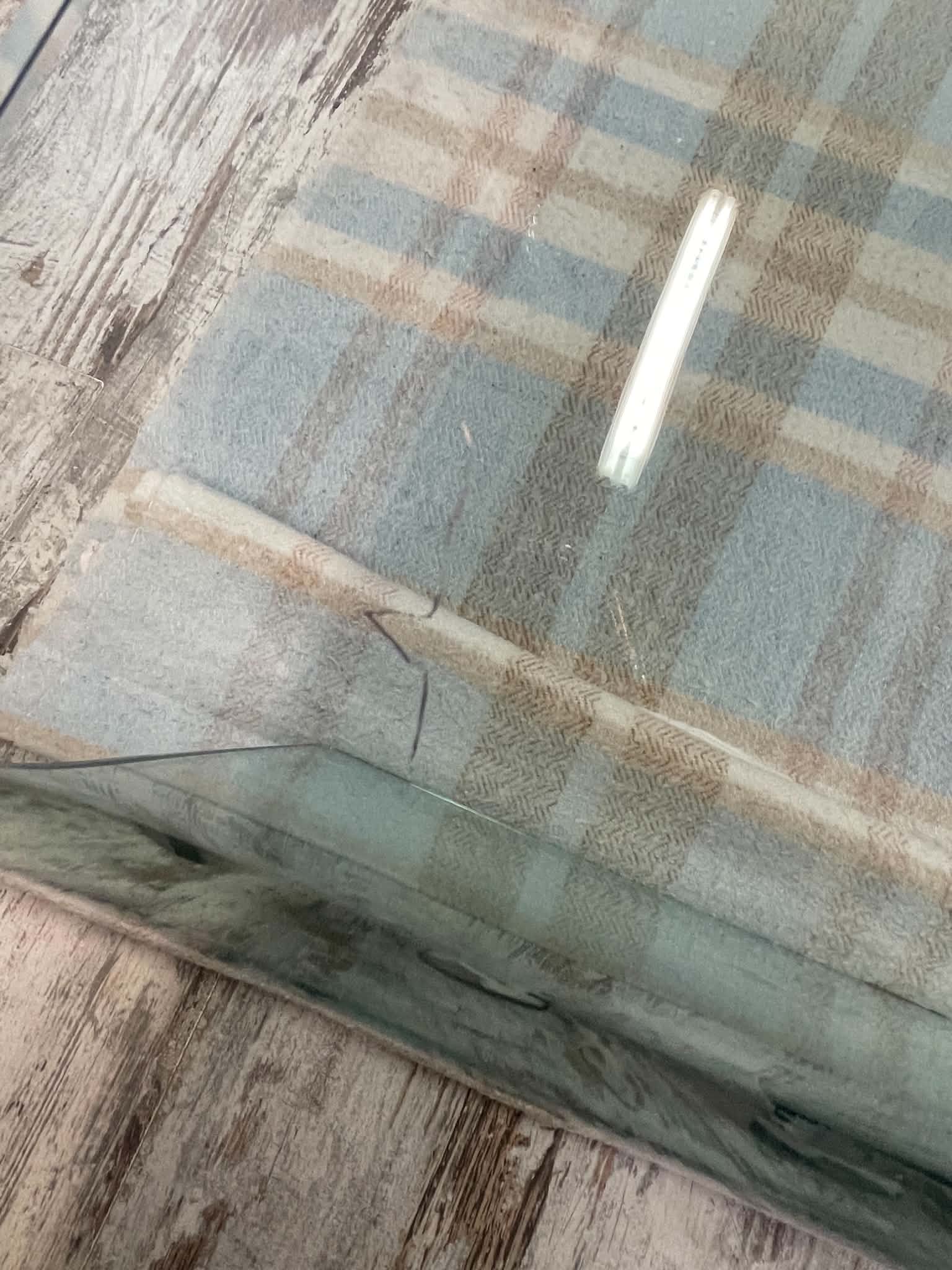 Curved glass design coffee table