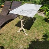 White Carrara marble bistro table circa 1900.