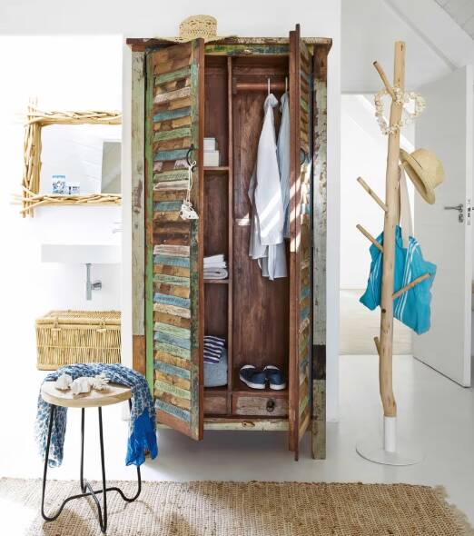 Rivage - Eucalyptus and white metal tree trunk coat rack