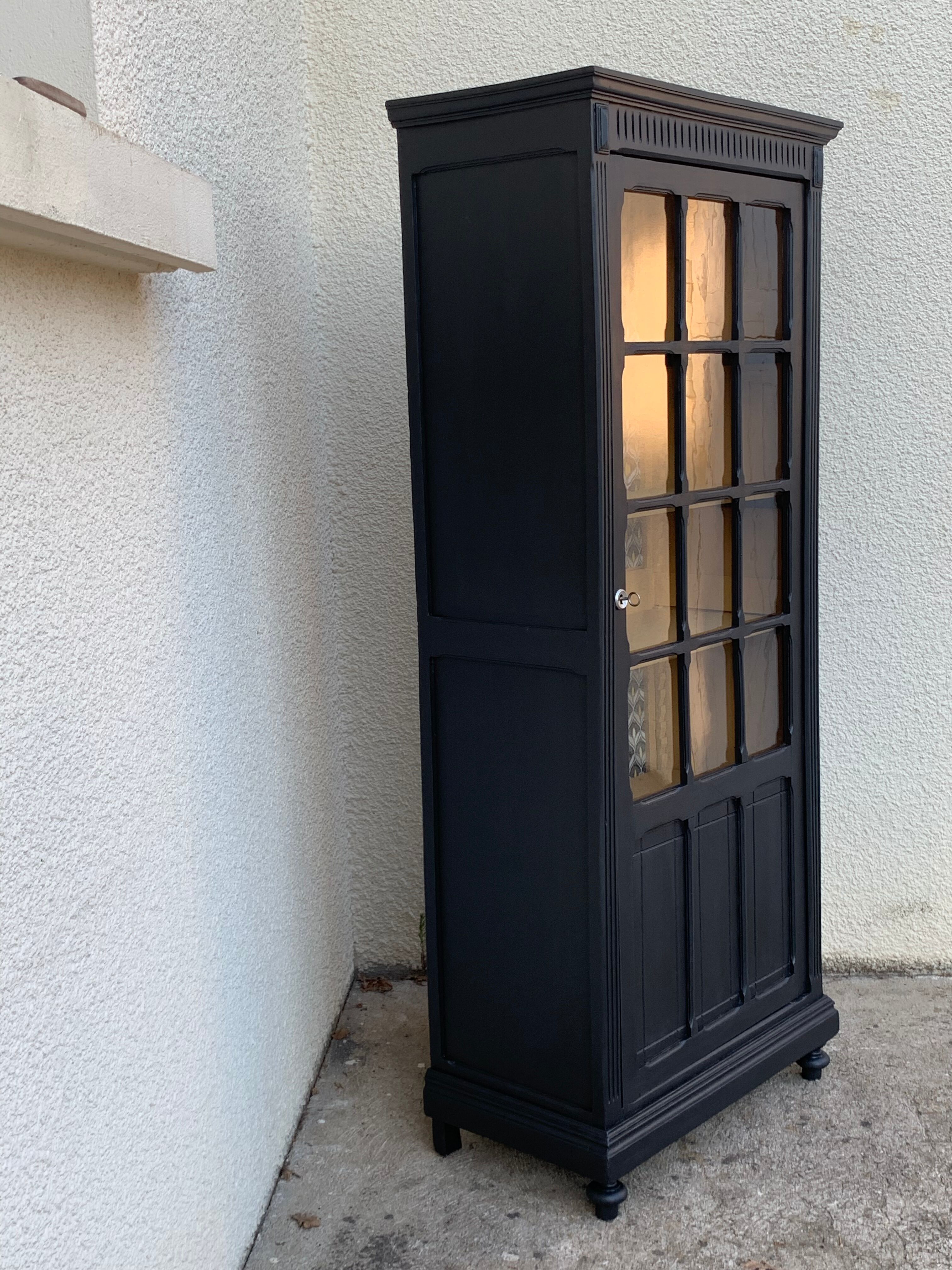 Parisian wardrobe black glass