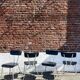 Lot 4 chaises vintage skaï noir et métal chromé