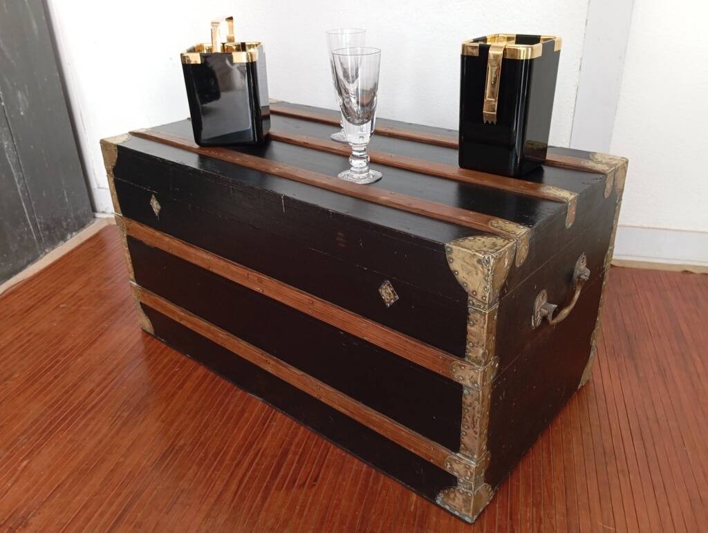 Late 19th century marine trunk