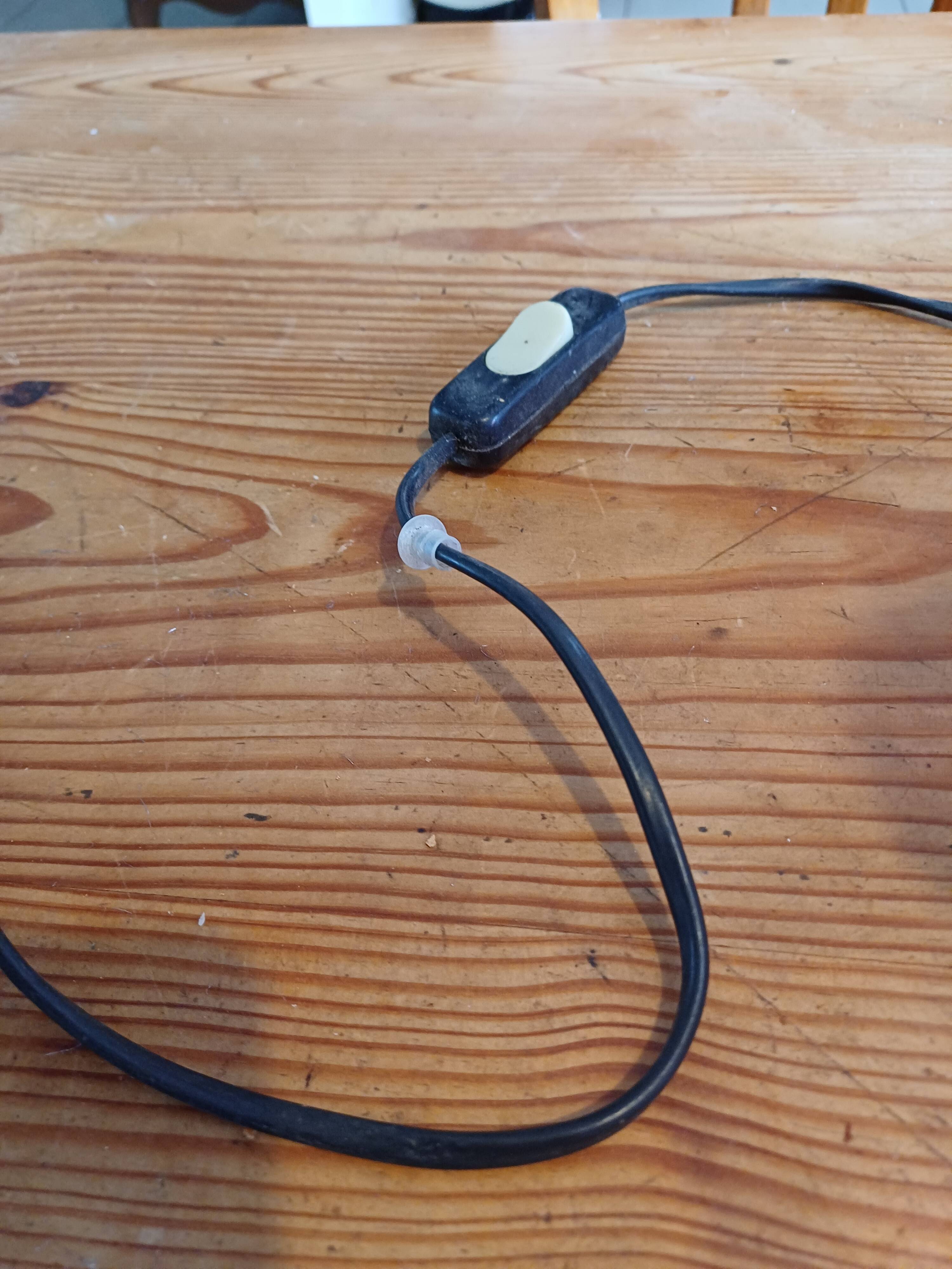 Jumo Aluminum and Wood Lamp