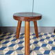 Tabouret tripode vintage en bois