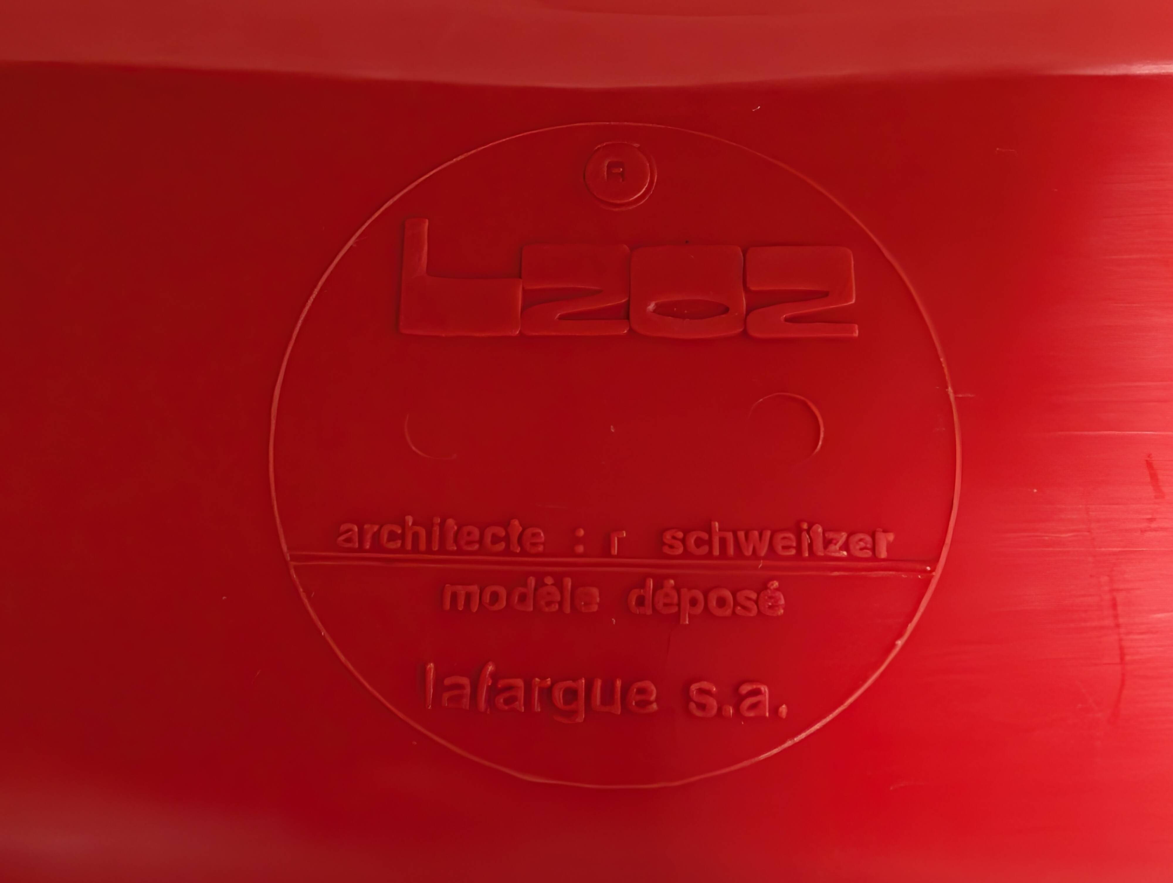 Lafargue L202 stackable chairs