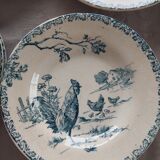 Terre de Fer Gien model Coqs set