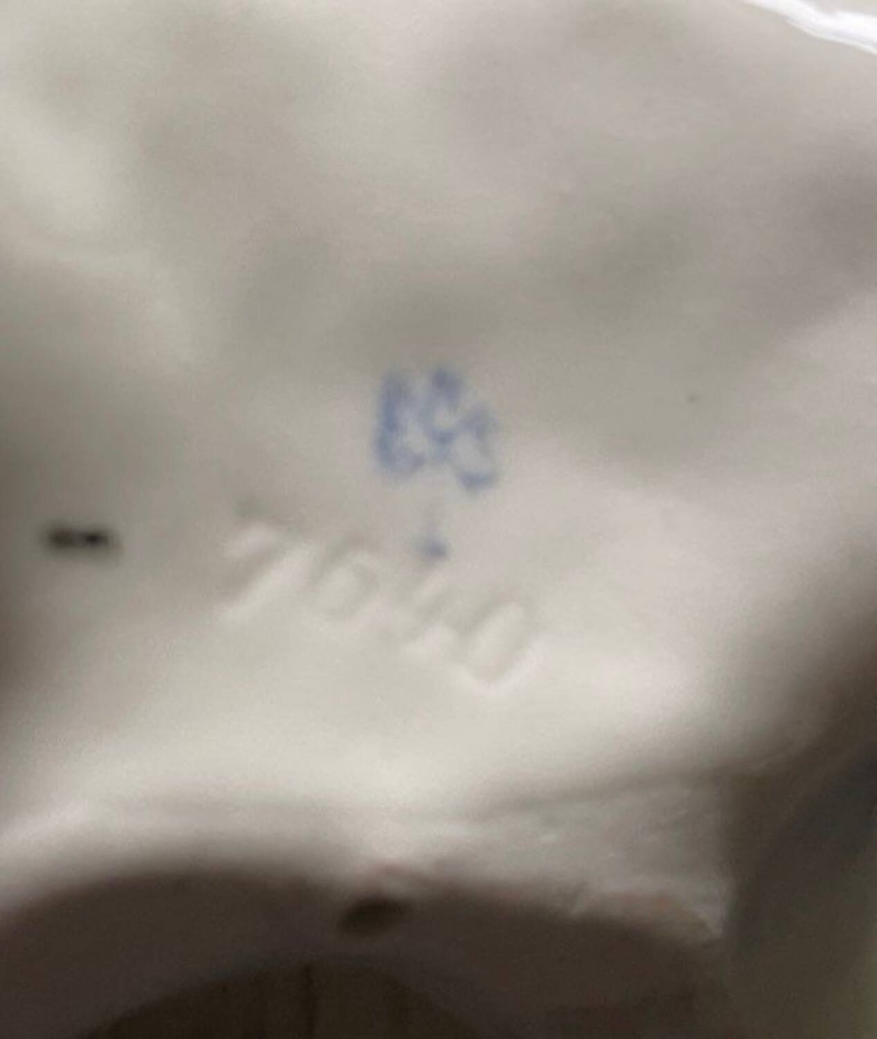 Pair of falcons, Karl Ens