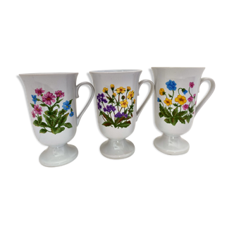 three large vintage mugs in ceramic or mazagrans with handles decorated flowers blue / pink / yellow e green