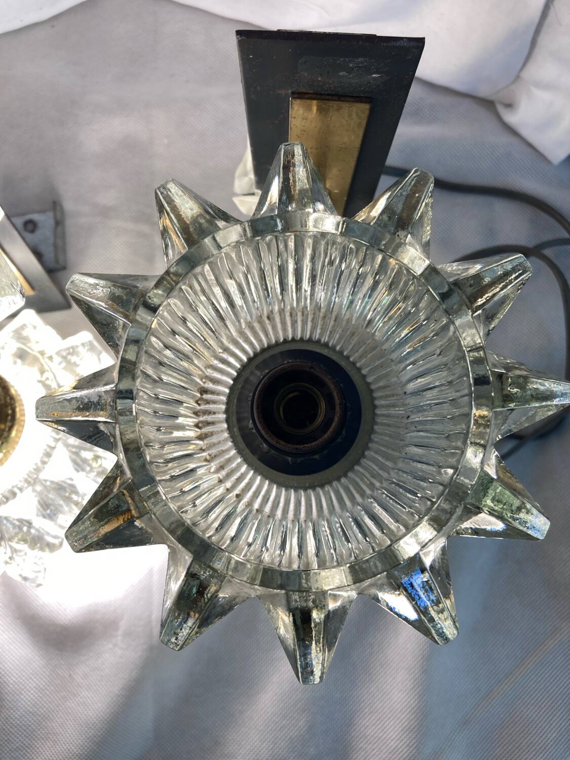 Pair of 1930s wall lights, Italian work, Murano glass and brass