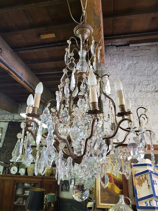 Chandelier with tassels 8 bulbs