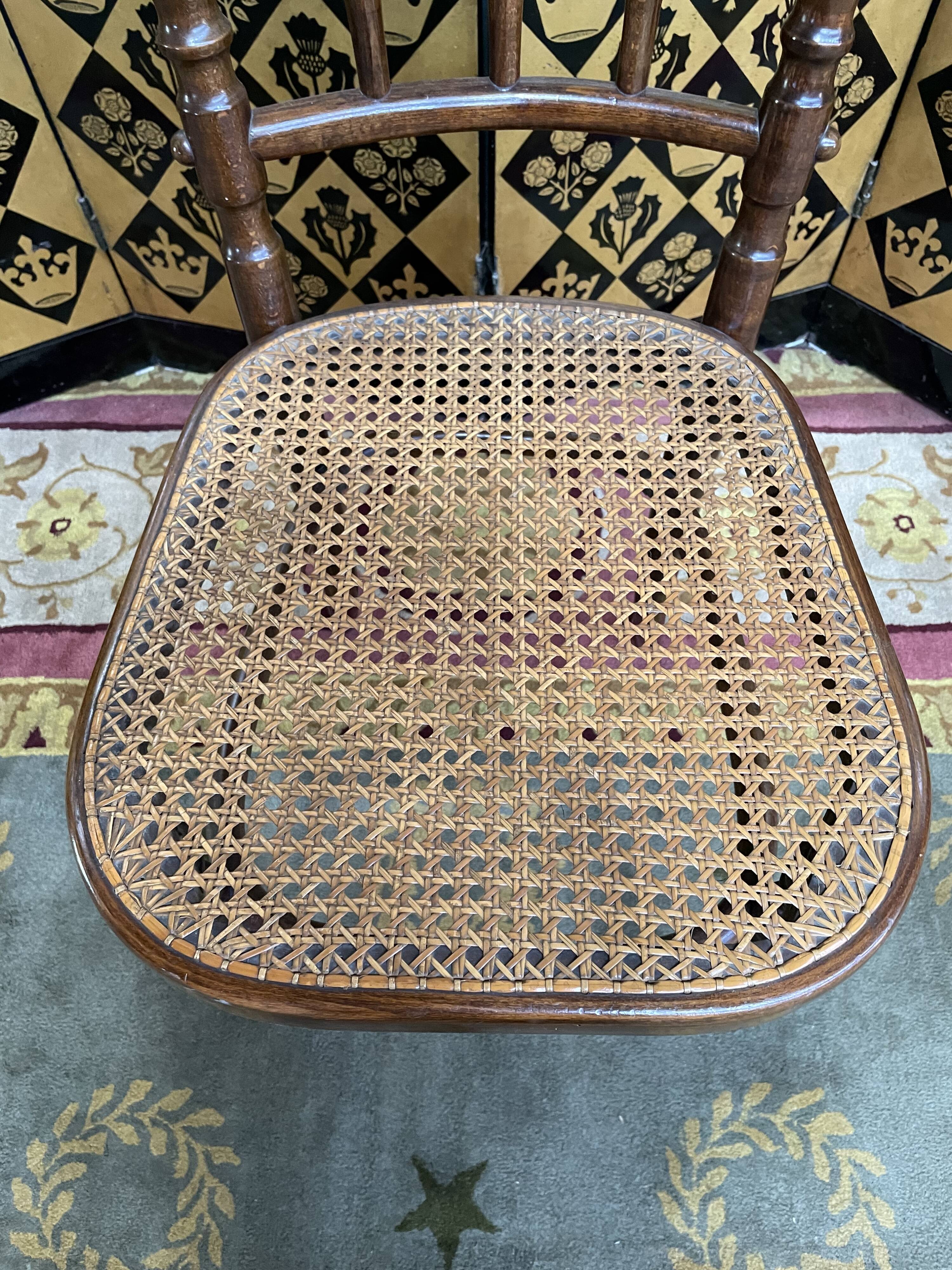 Suite of 8 bistro chairs in cannage FISCHEL