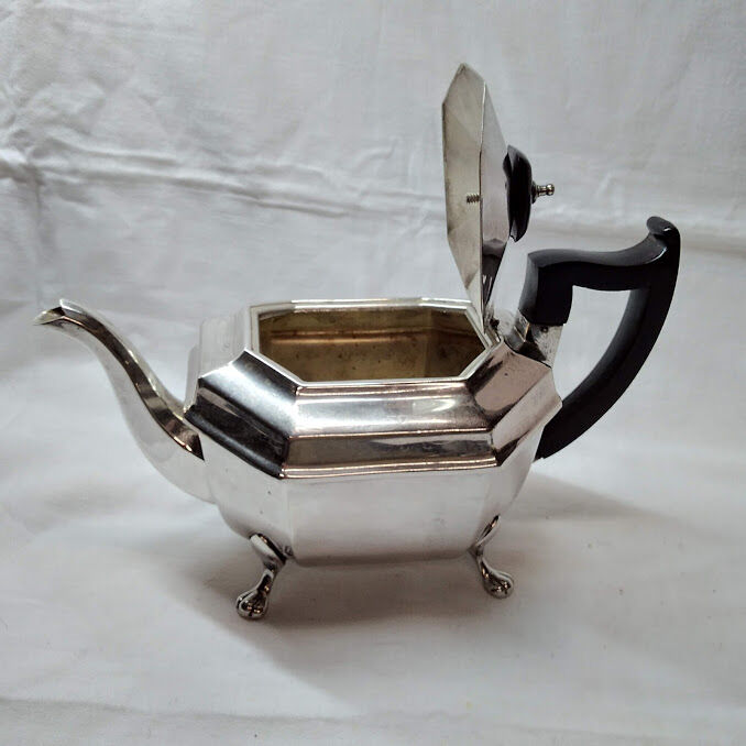 Sheffield-plated English Art Deco silver teapot