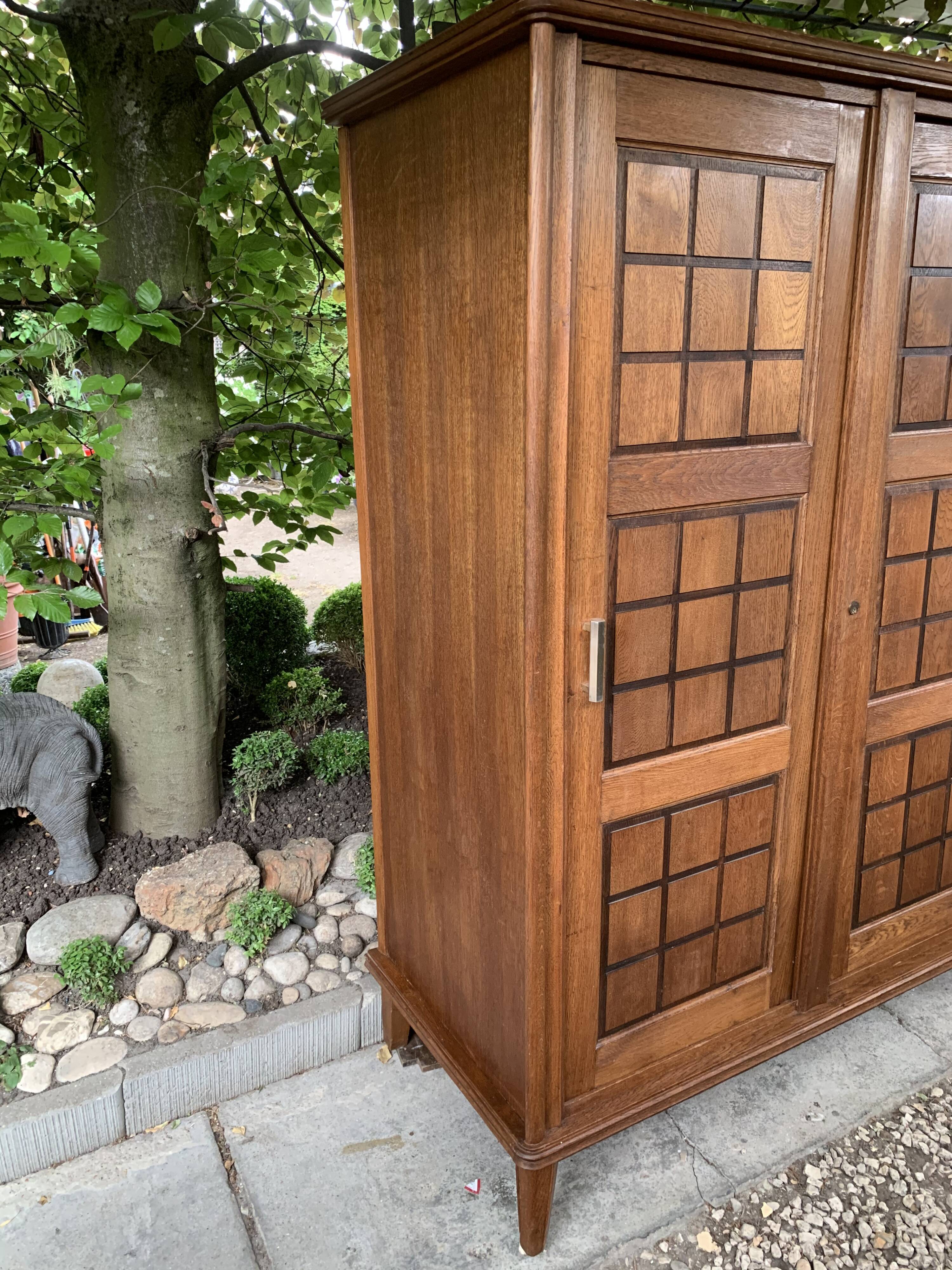 Compas feet cabinet 1950