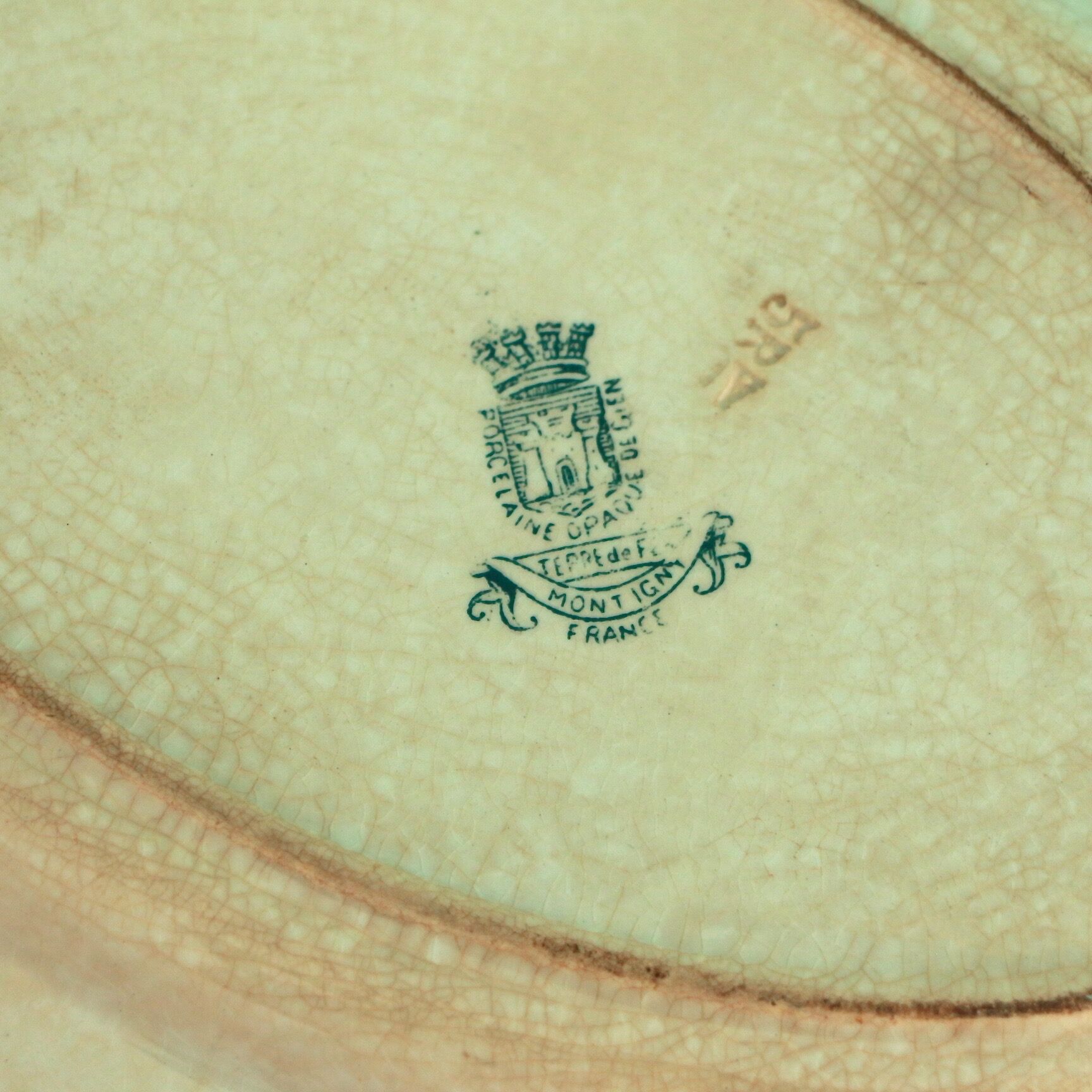 Ancient ravier oval dish in Terre de Fer