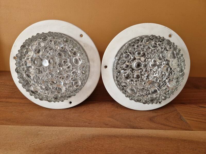Pair of ceiling lights - Staff Leuchten - In aluminium and moulded glass with a bubble pattern.