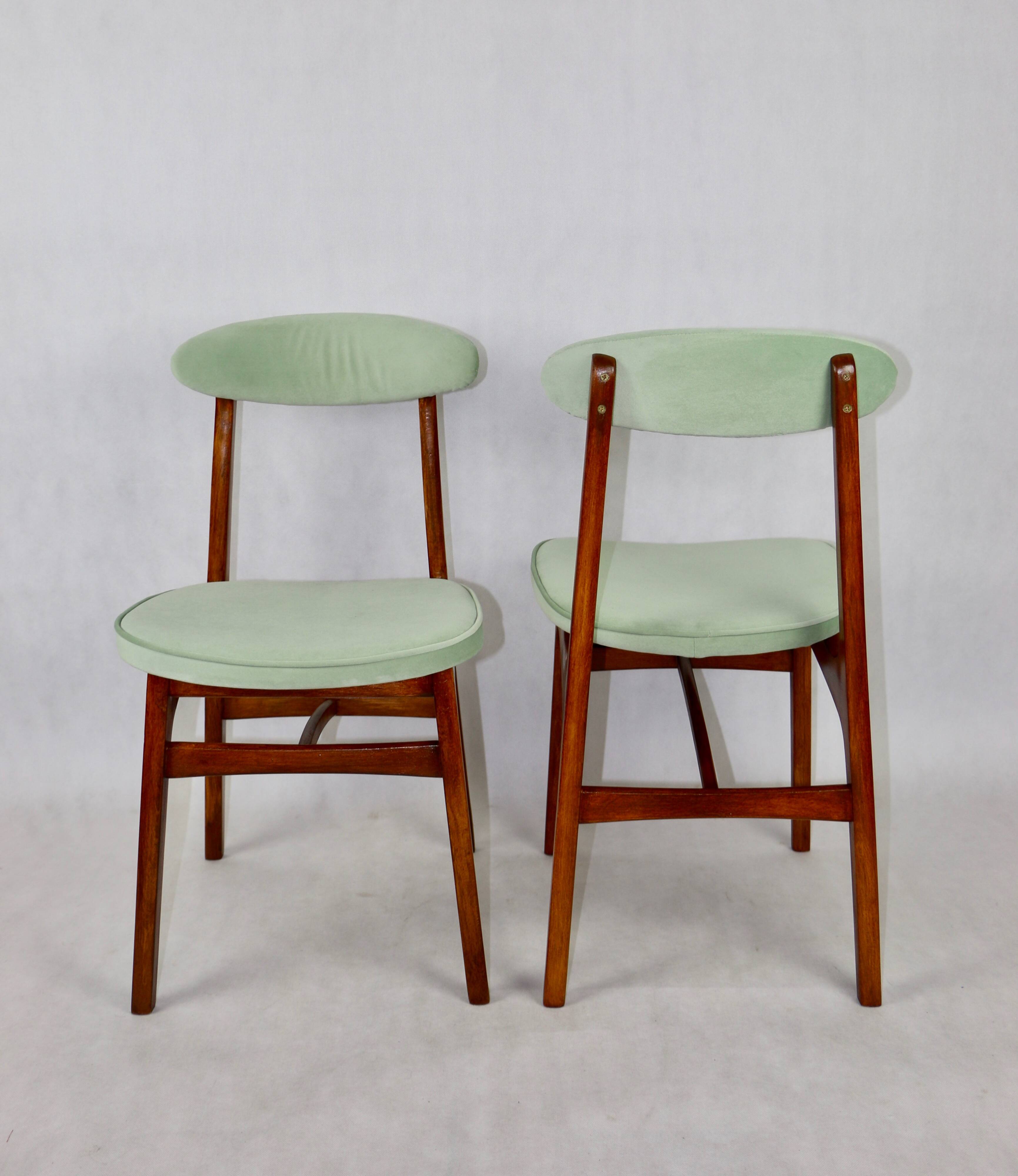 Chaises de salle à manger vert clair de Rajmund Halas, années 1970, ensemble de 2