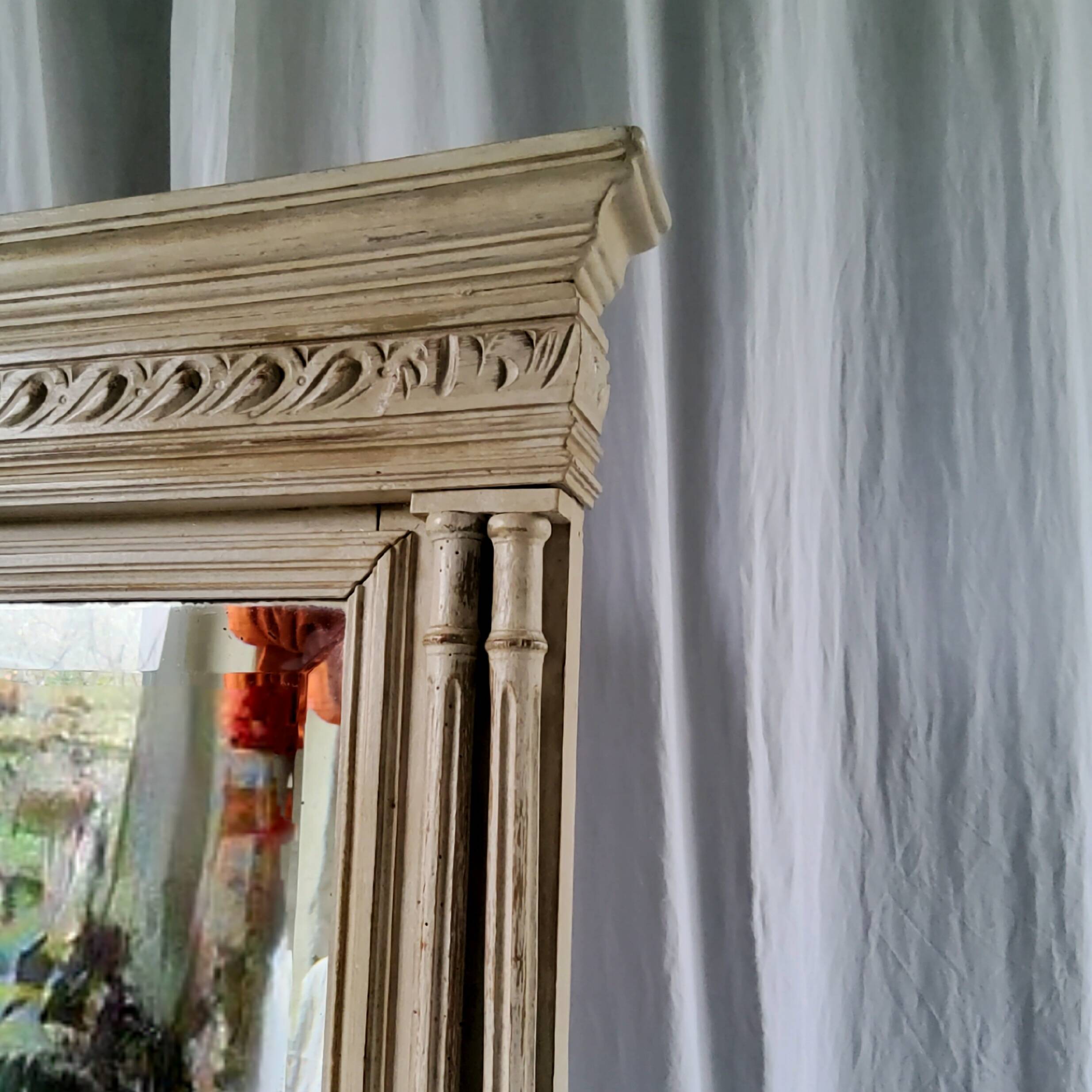 Patinated mirror 112x86cm
