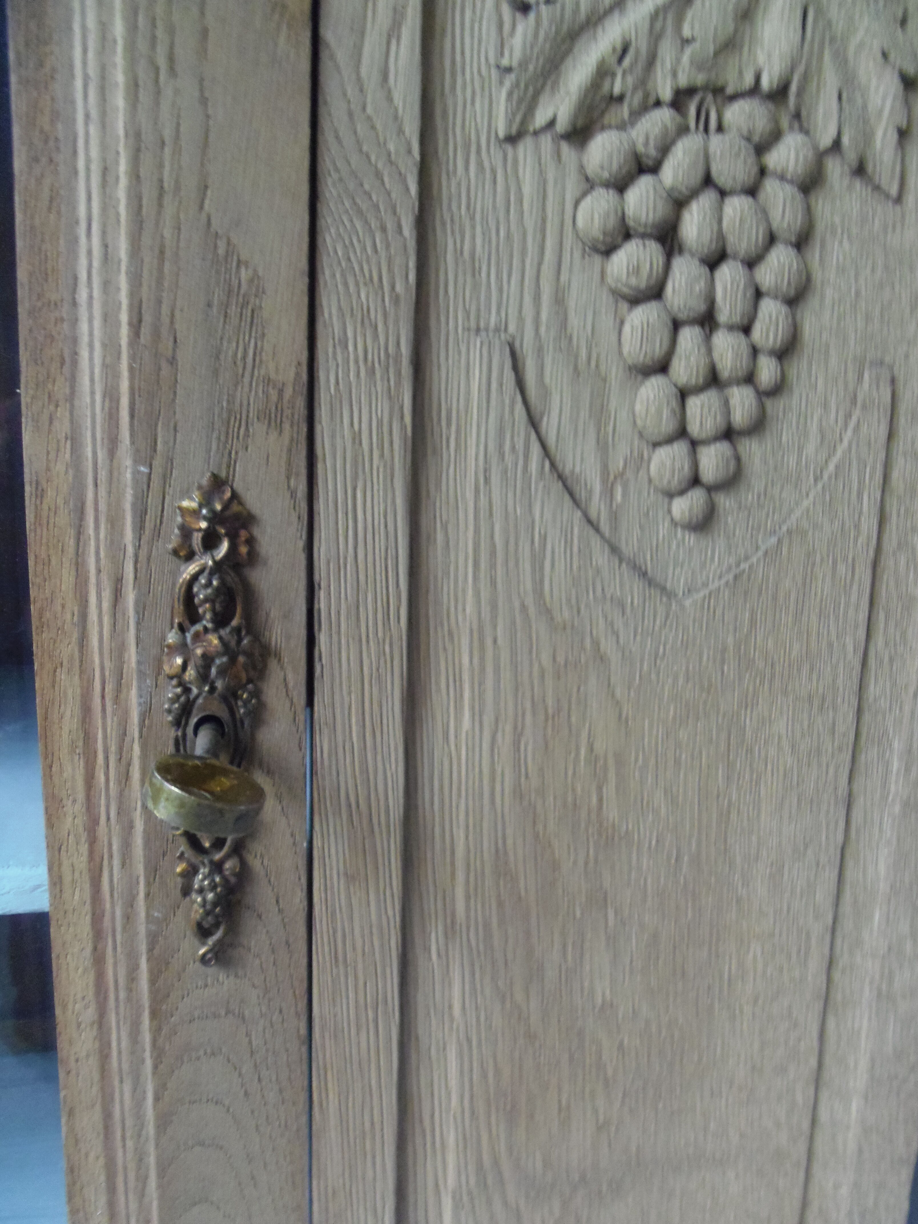 Buffet, art deco serving in oak, pearl gray patinated pine top