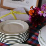 8 dessert plates of the service of the hotel "Grand Hotel Nationale" Lucerne Switzerland Buchecker & C