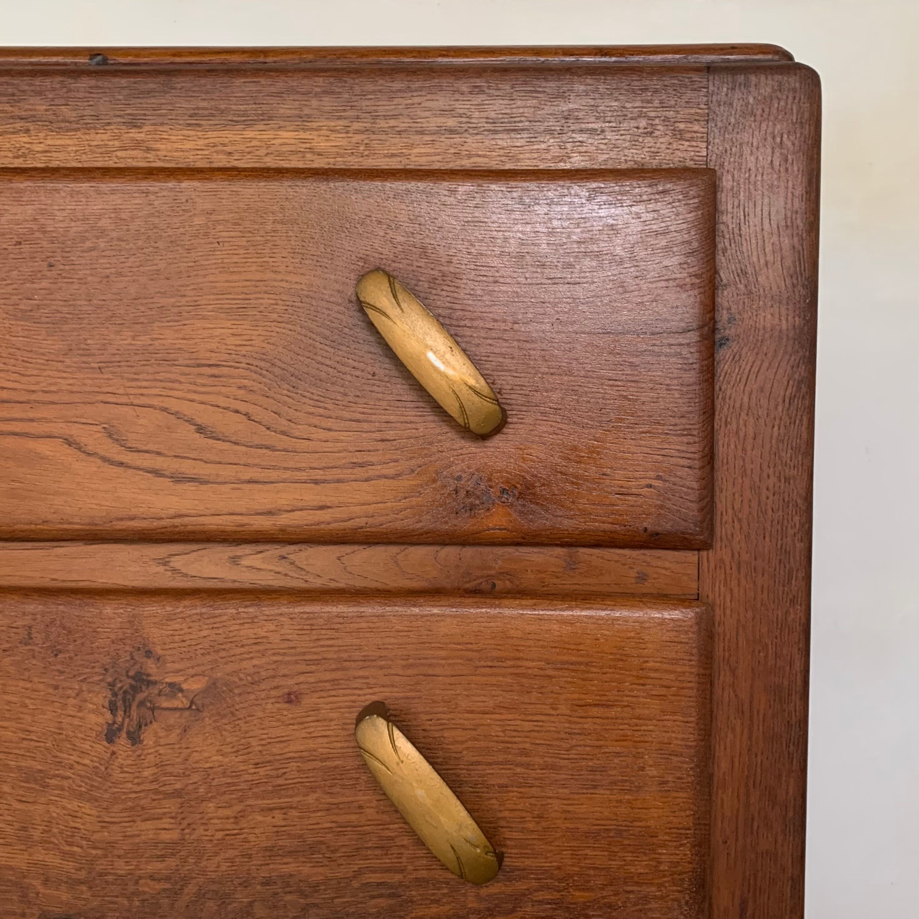 Commode vintage en chêne