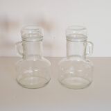 Set of 2 pitchers with 1L cap