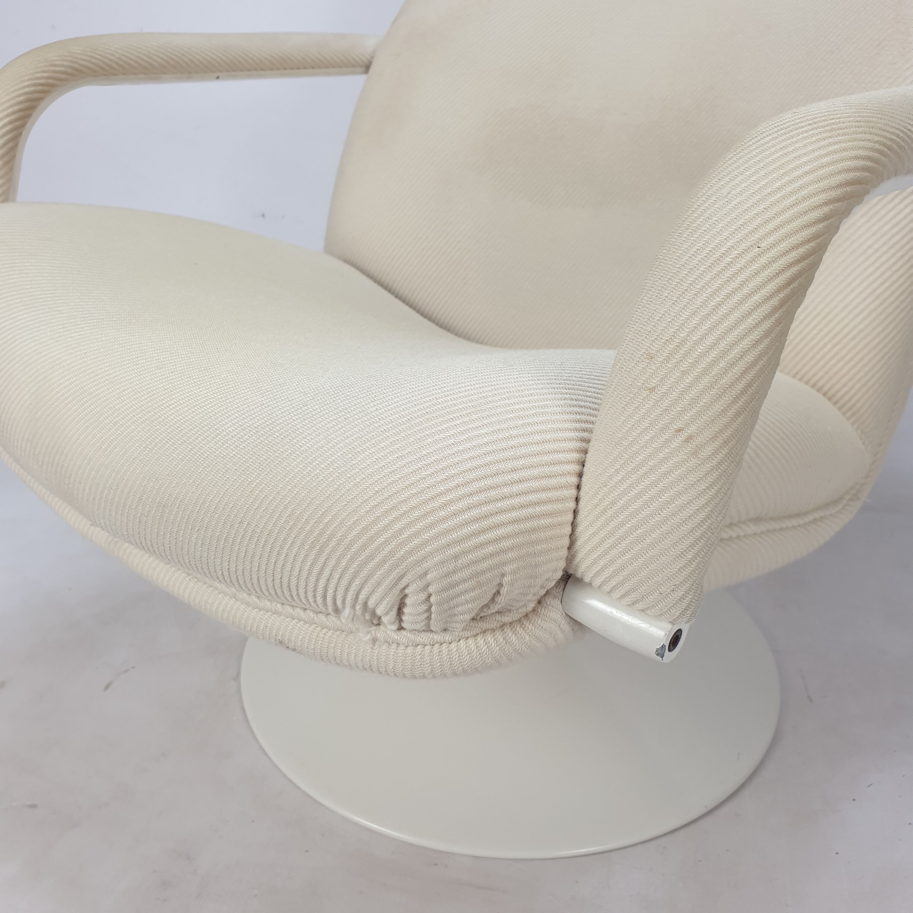 F182 Lounge Chair by Geoffrey Harcourt for Artifort, 1960s
