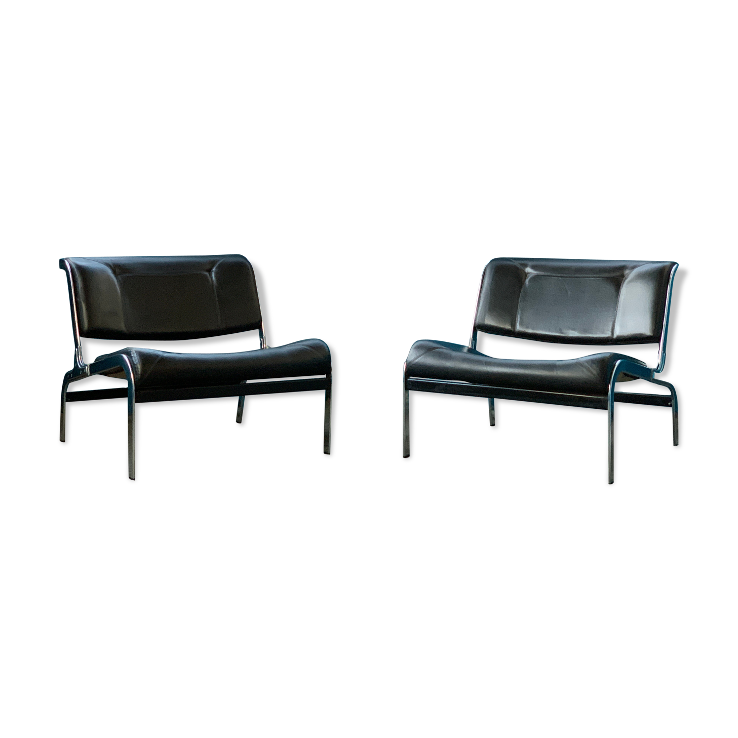 Pair of Whist chairs by Olivier Mourgue 2nd edition Airborne 1964